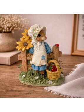 Priscilla Hillman Enesco Mouse Sunflower Figurine Ladybug Fly Away Home 1995